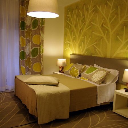 In Roma Life Hotel Ngoại thất bức ảnh